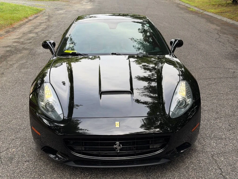 2010 Ferrari California - Image 24 of 31