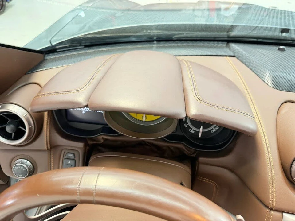 2010 Ferrari California - Image 26 of 31
