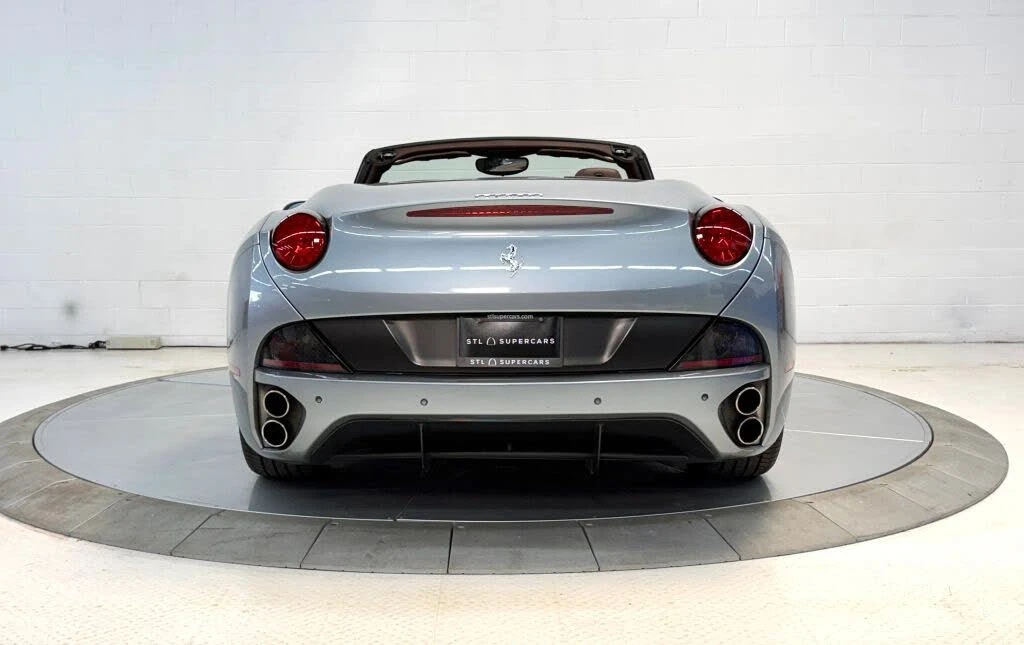 2010 Ferrari California - Image 9 of 31