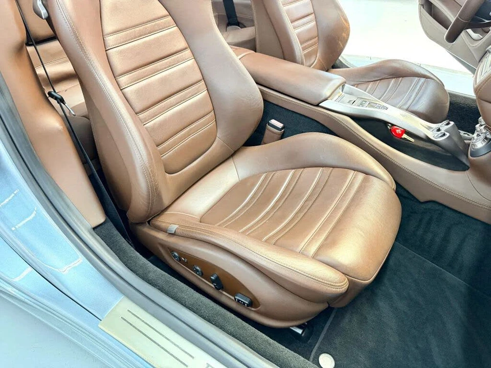 2010 Ferrari California - Image 18 of 31