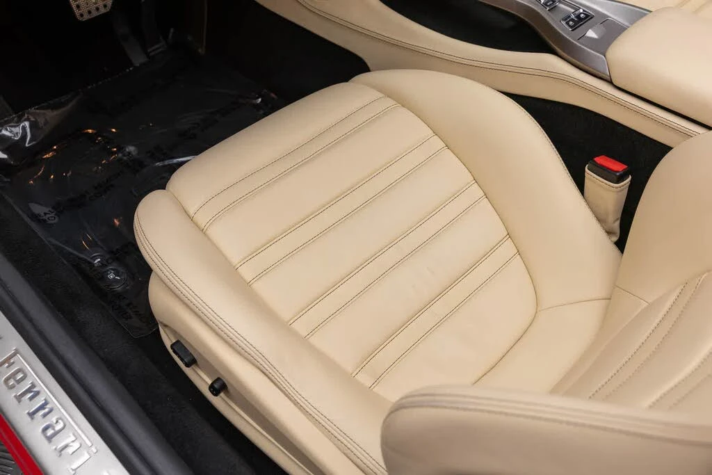 2010 Ferrari California - Image 27 of 31