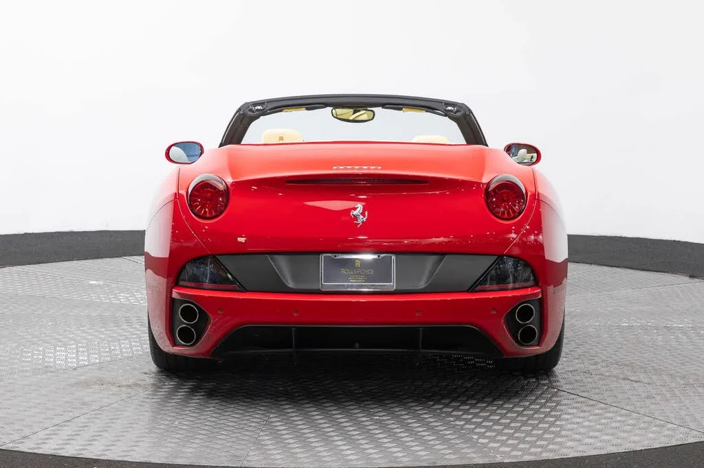 2010 Ferrari California - Image 5 of 31