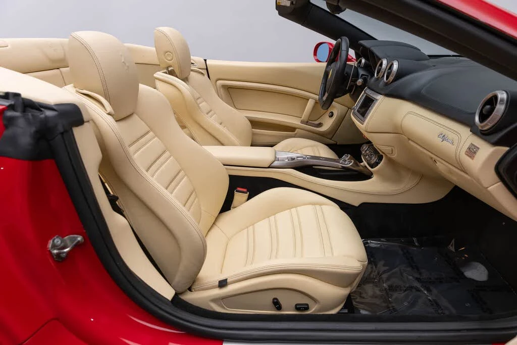 2010 Ferrari California - Image 9 of 31