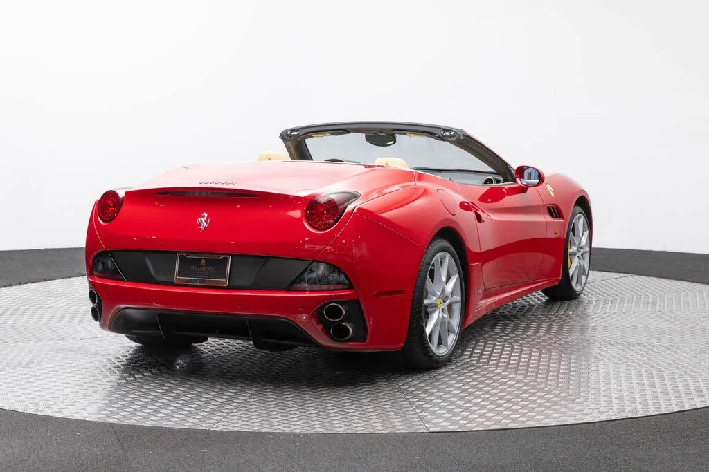 2010 Ferrari California - Image 22 of 31