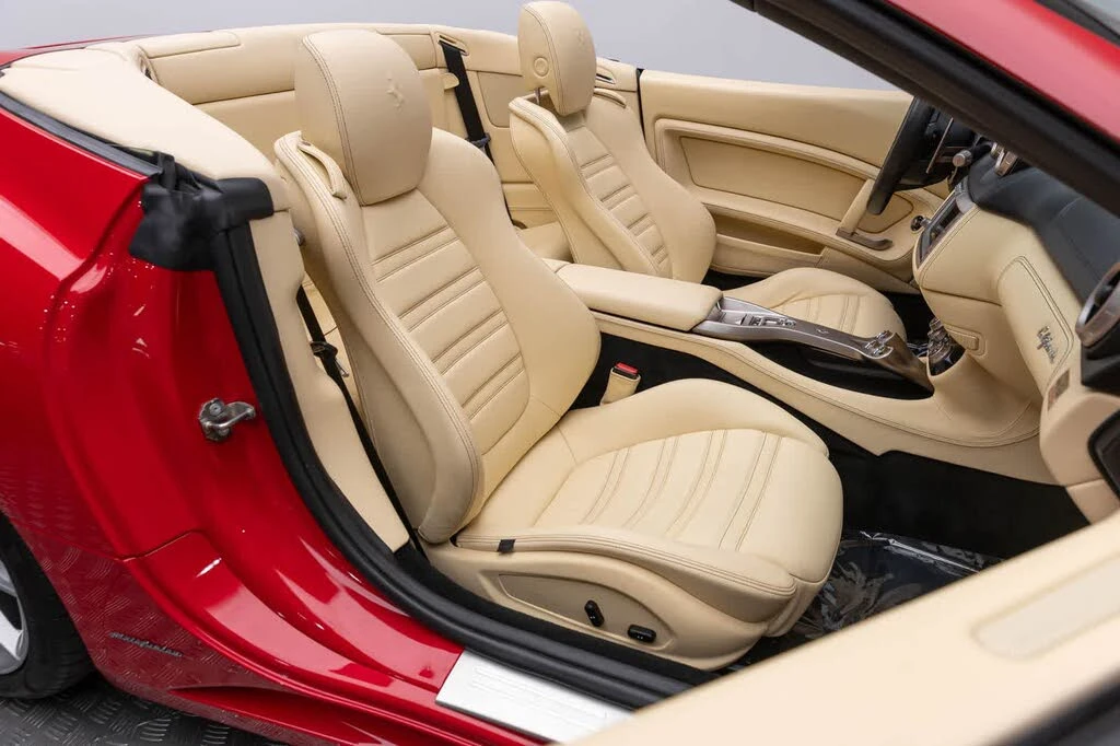 2010 Ferrari California - Image 10 of 31