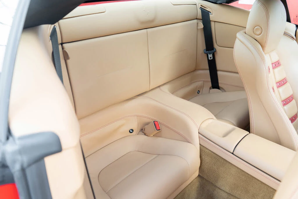 2010 Ferrari California - Image 28 of 31