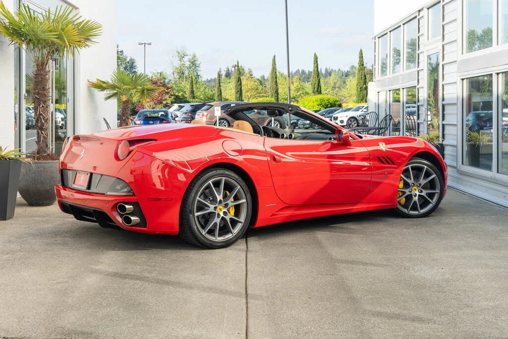 2010 Ferrari California - Image 7 of 31