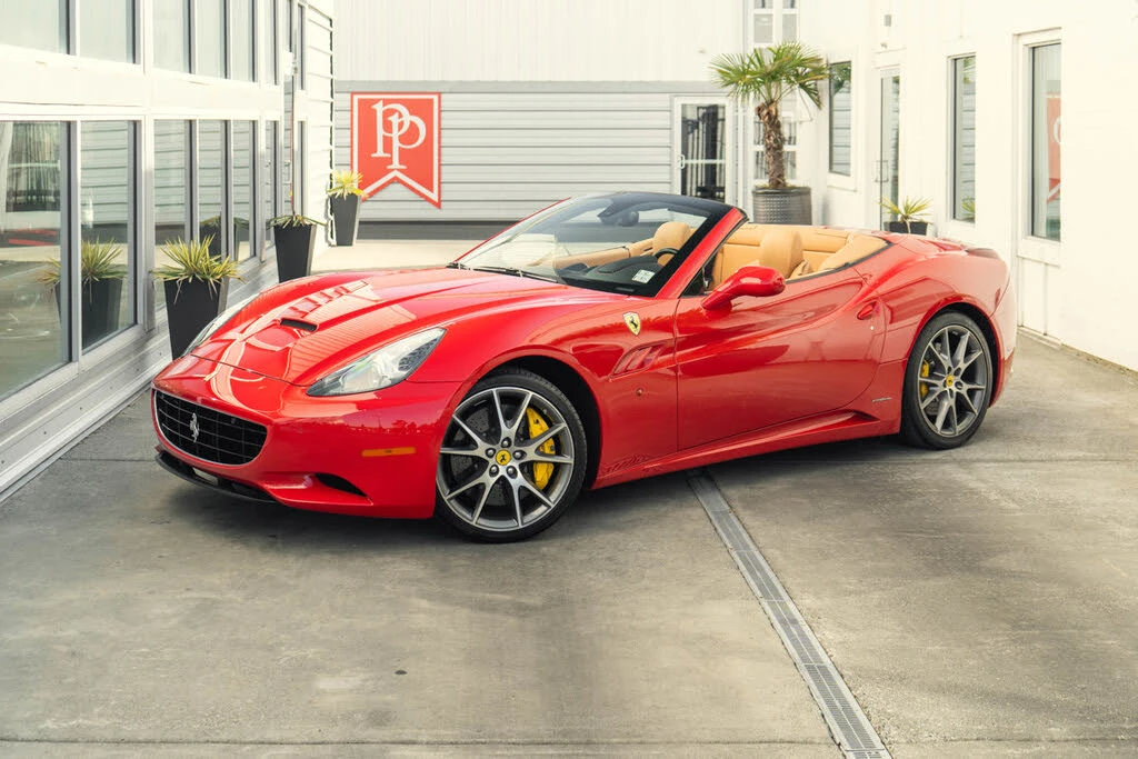 2010 Ferrari California - Image 2 of 31