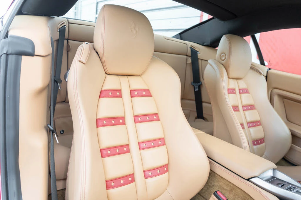 2010 Ferrari California - Image 27 of 31