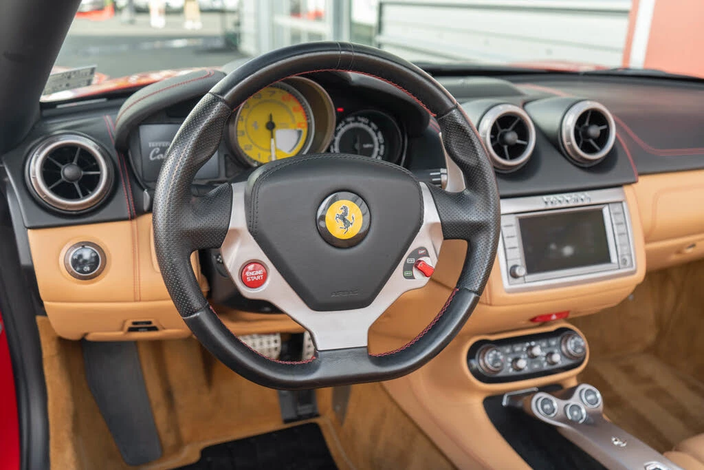 2010 Ferrari California - Image 15 of 31