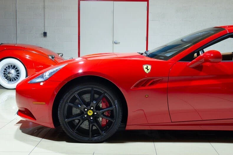 2010 Ferrari California - Image 6 of 7