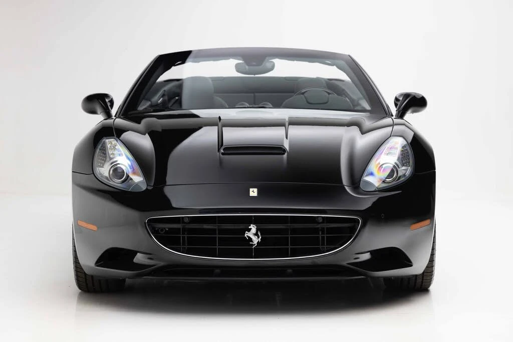 2010 Ferrari California - Image 23 of 31