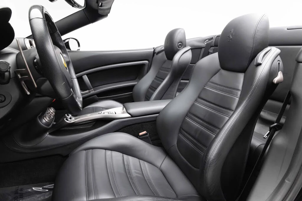 2010 Ferrari California - Image 8 of 31
