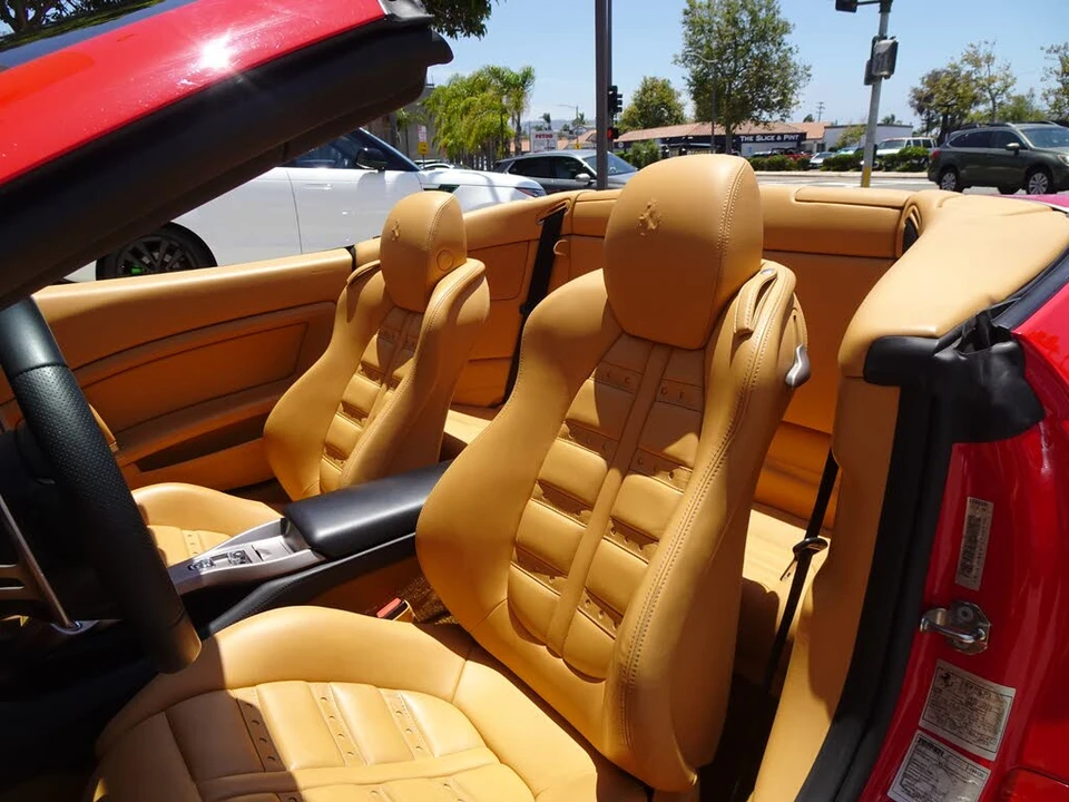 2010 Ferrari California - Image 12 of 19