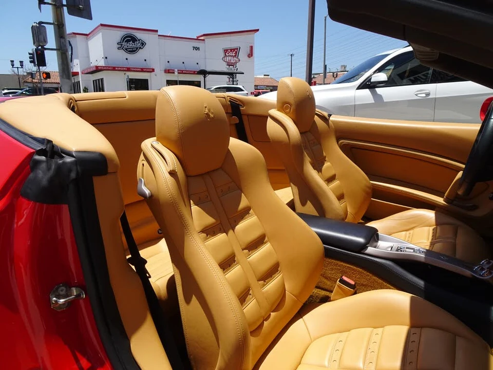 2010 Ferrari California - Image 17 of 19