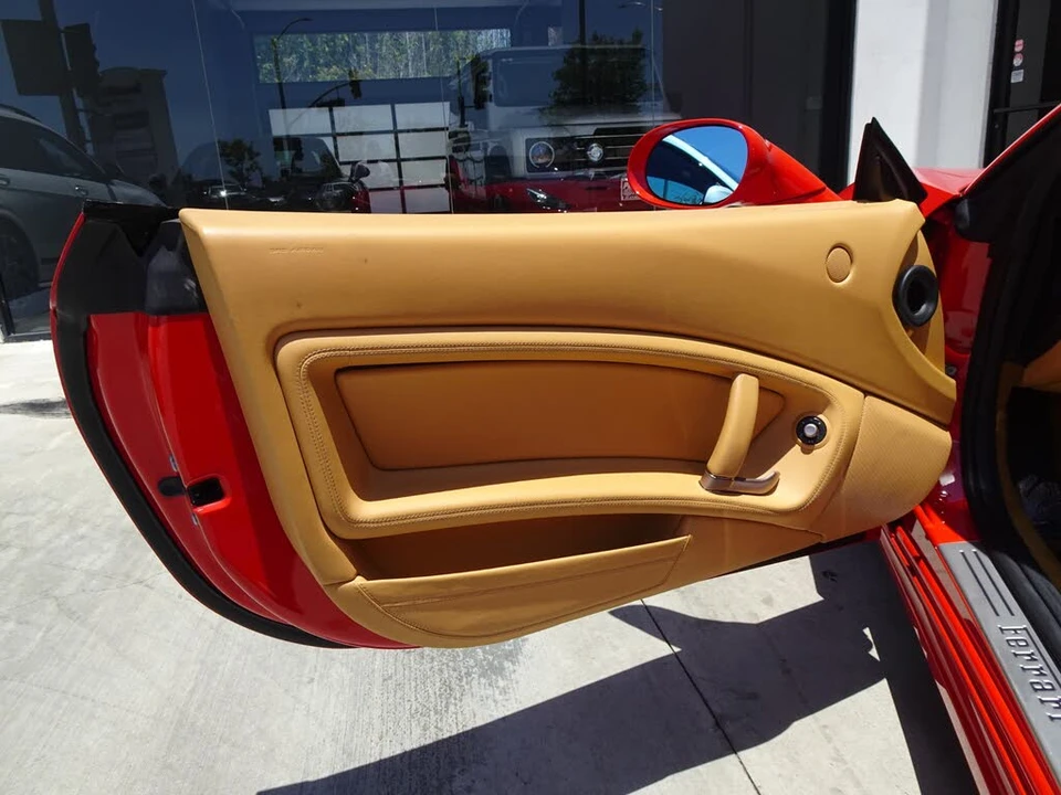 2010 Ferrari California - Image 14 of 19