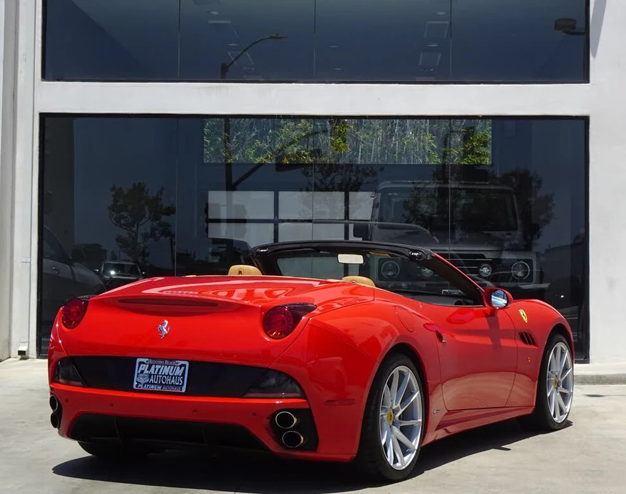 2010 Ferrari California - Image 8 of 19