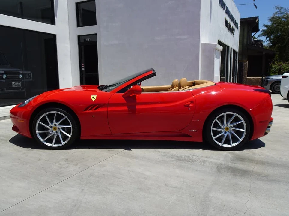 2010 Ferrari California - Image 4 of 19
