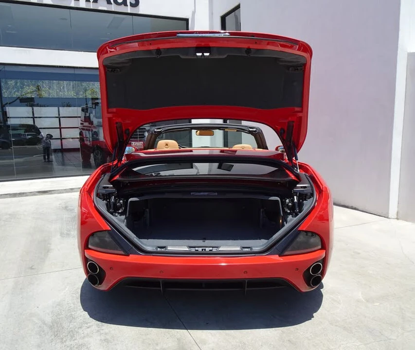 2010 Ferrari California - Image 7 of 19
