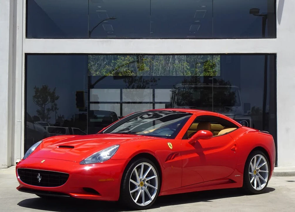 2010 Ferrari California - Image 3 of 19