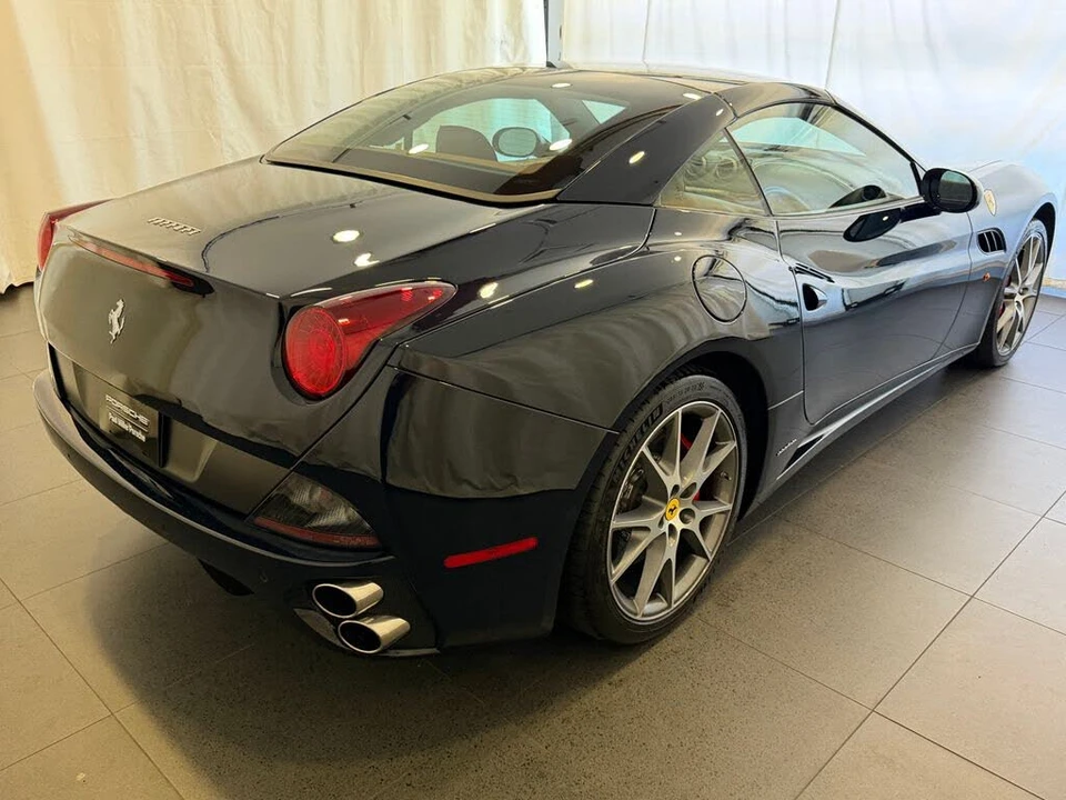 2010 Ferrari California - Image 9 of 27