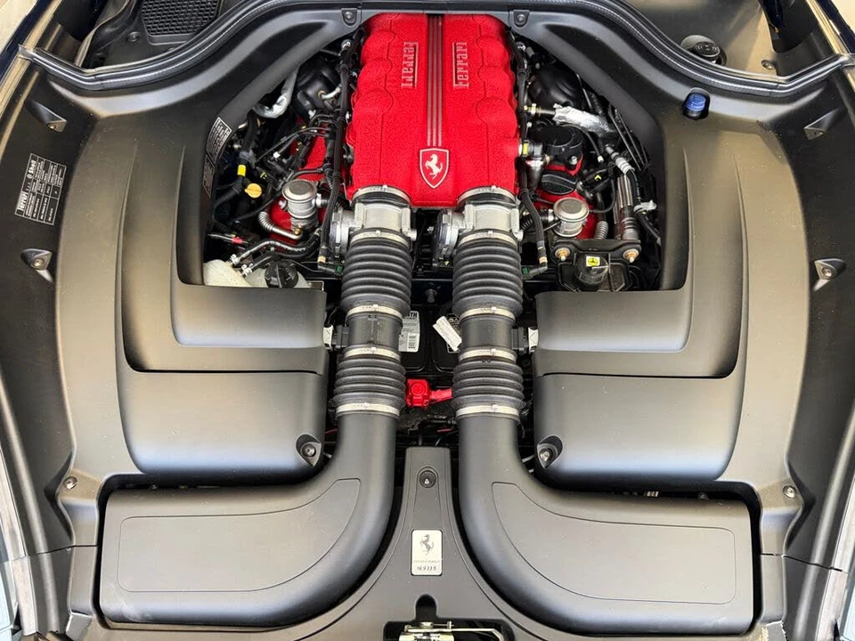 2010 Ferrari California - Image 26 of 27