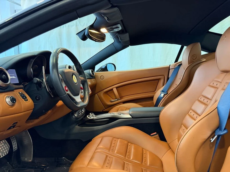 2010 Ferrari California - Image 5 of 27