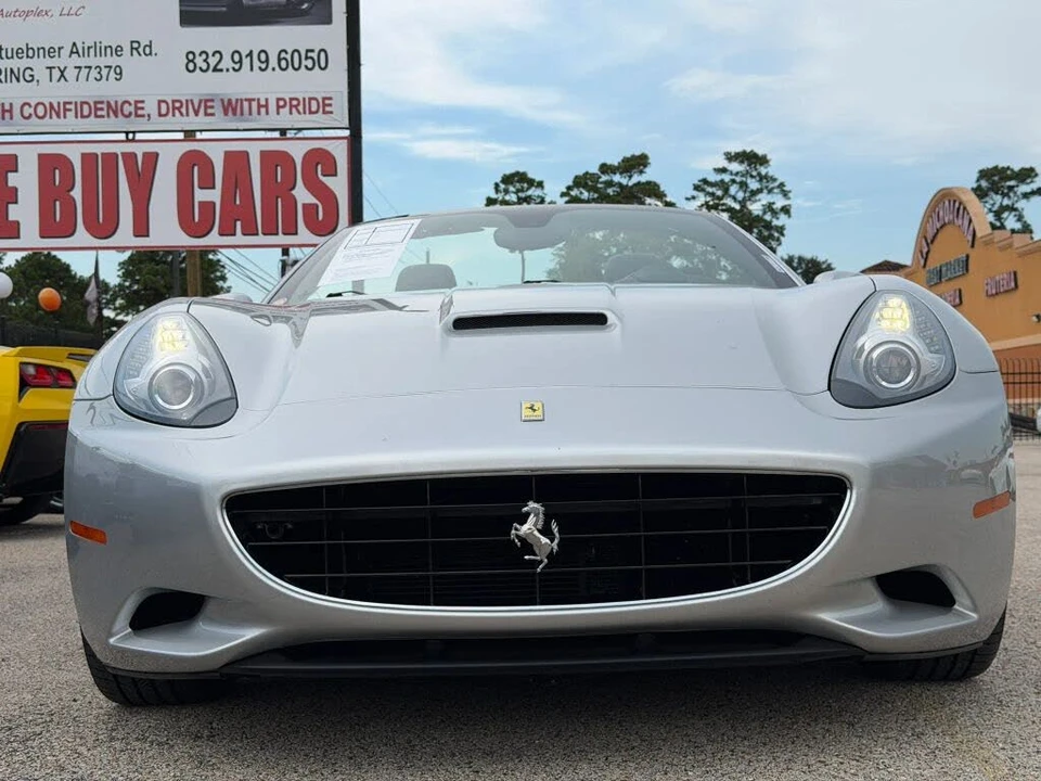 2010 Ferrari California - Image 4 of 31