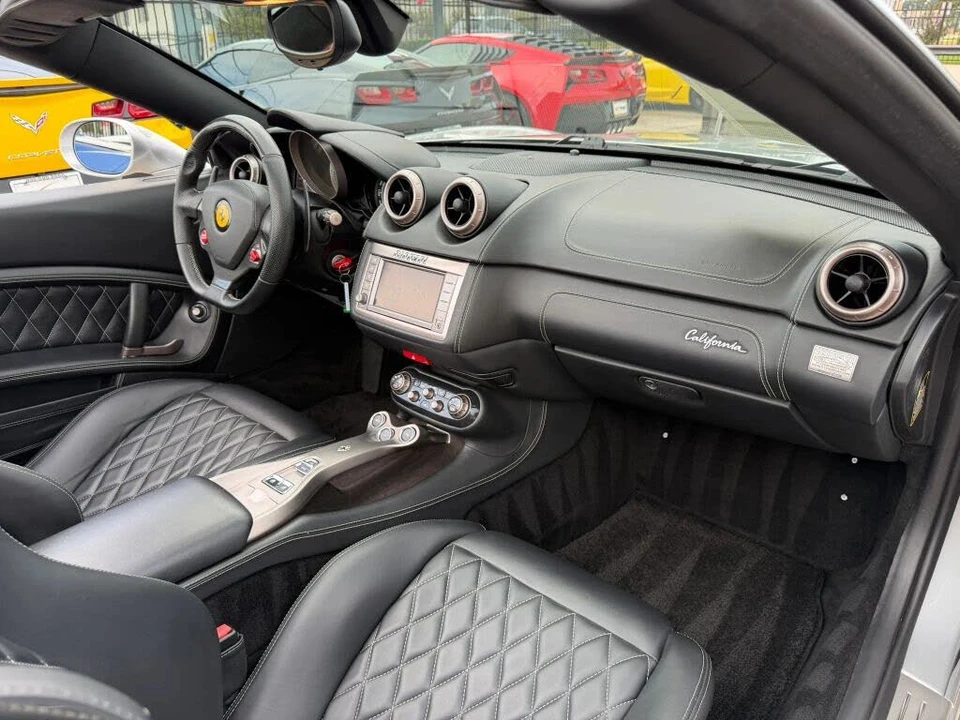 2010 Ferrari California - Image 24 of 31