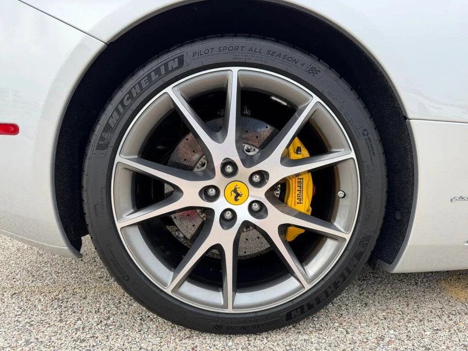 2010 Ferrari California - Image 15 of 31