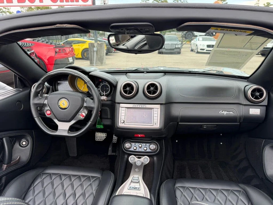 2010 Ferrari California - Image 28 of 31