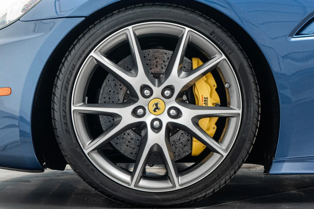 2010 Ferrari California - Image 10 of 31