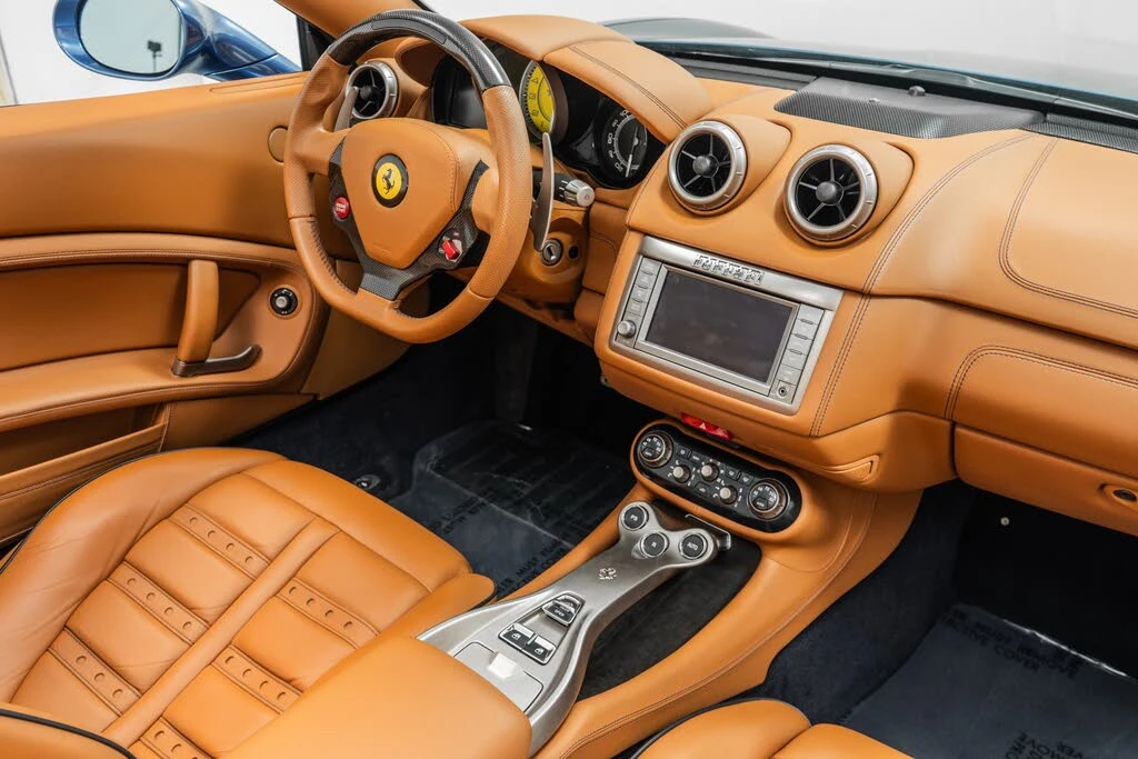 2010 Ferrari California - Image 28 of 31