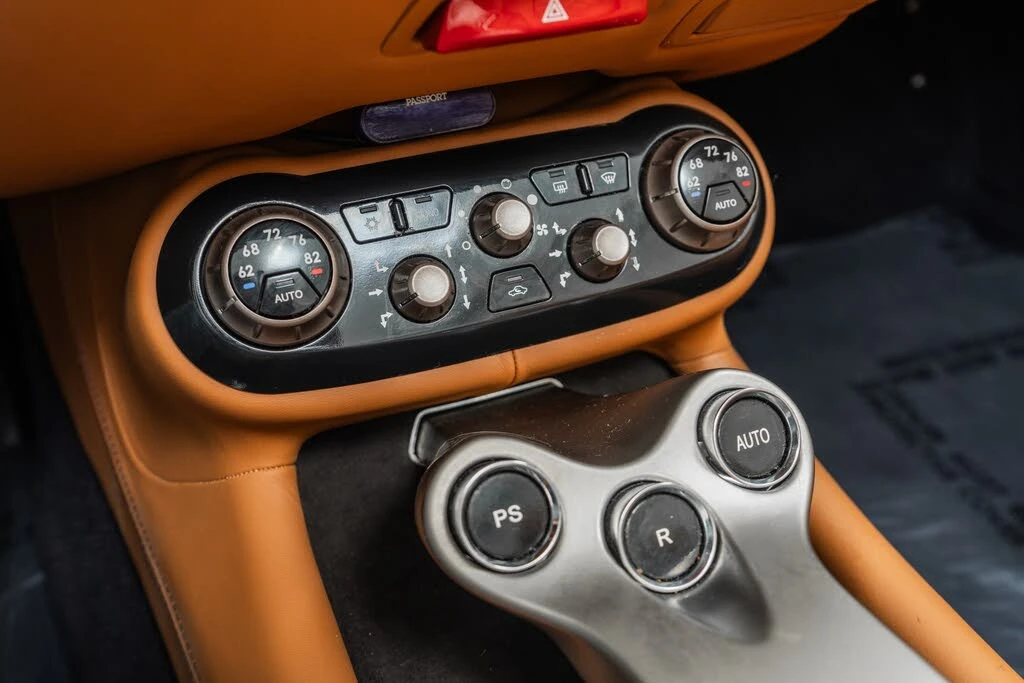 2010 Ferrari California - Image 30 of 31