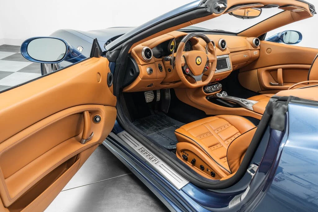 2010 Ferrari California - Image 23 of 31