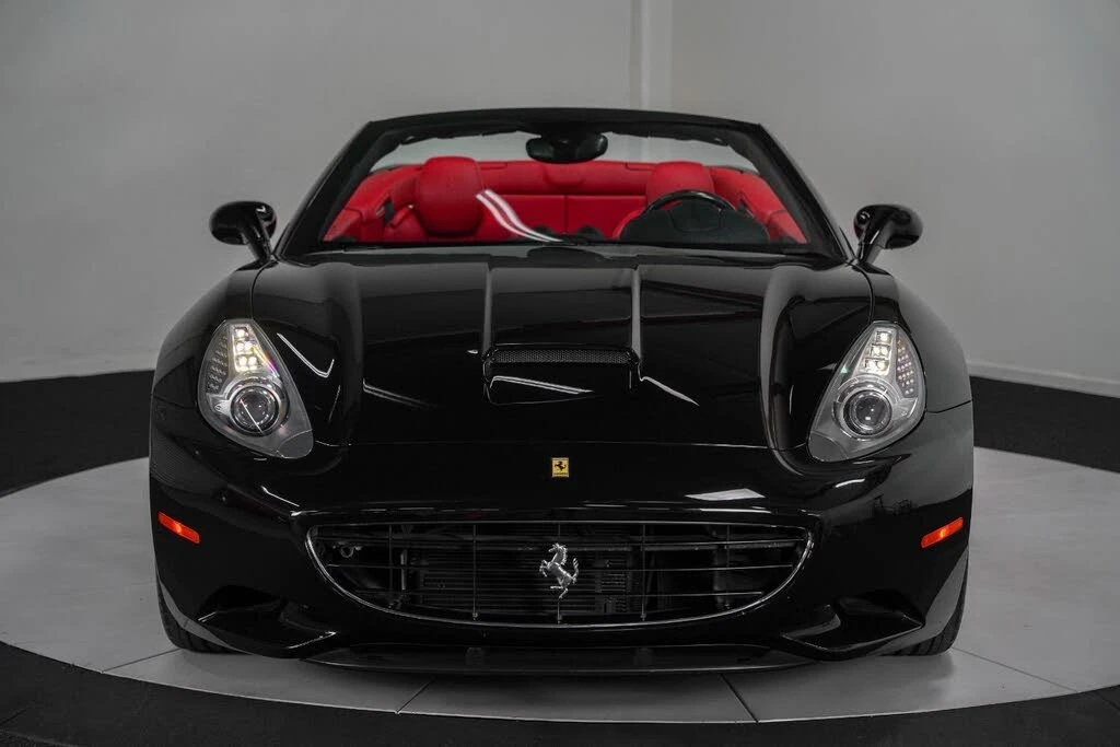 2010 Ferrari California - Image 13 of 31