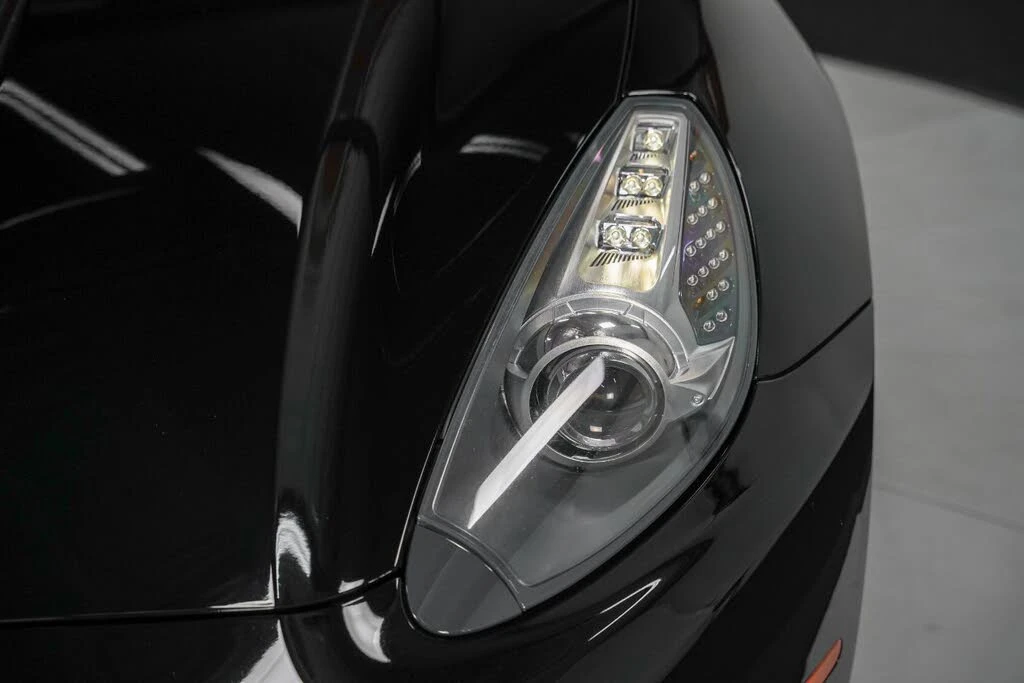 2010 Ferrari California - Image 17 of 31