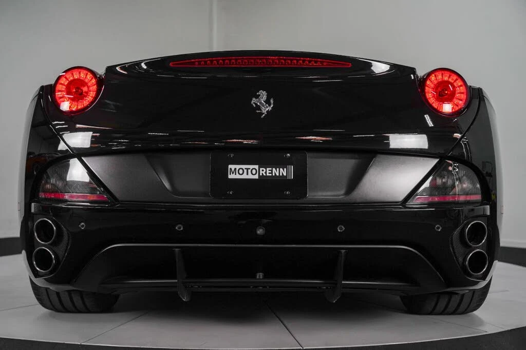 2010 Ferrari California - Image 27 of 31
