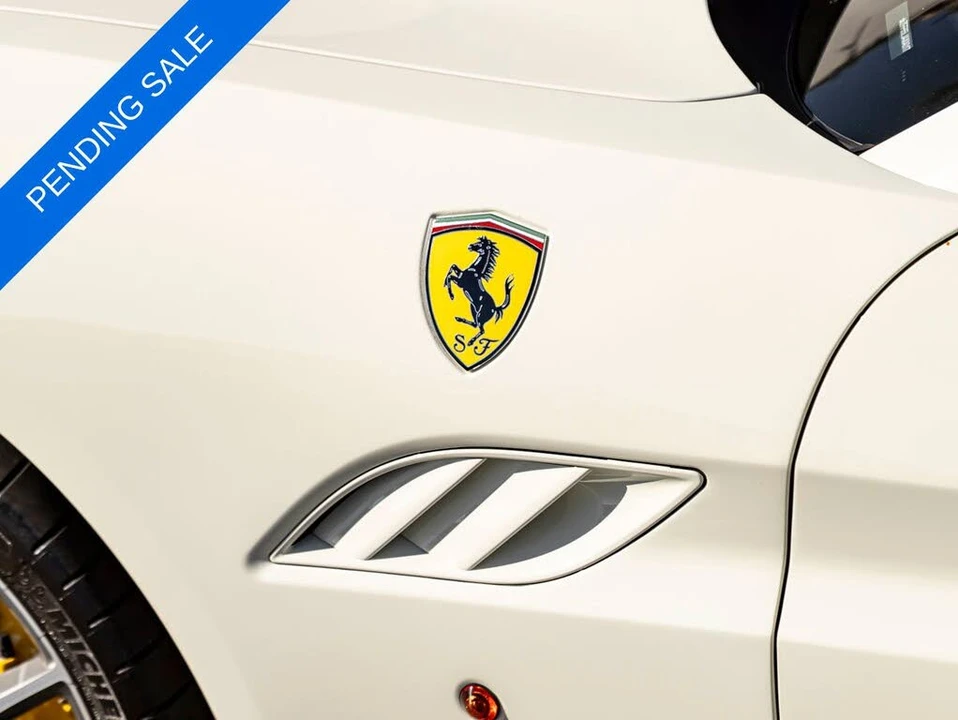2010 Ferrari California - Image 15 of 31