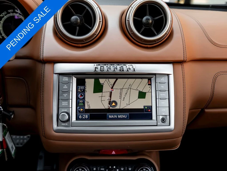 2010 Ferrari California - Image 29 of 31