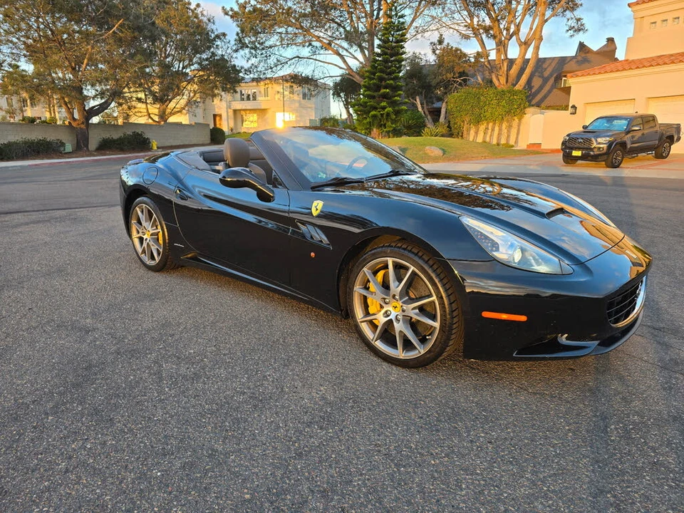 2010 Ferrari California - Image 23 of 31