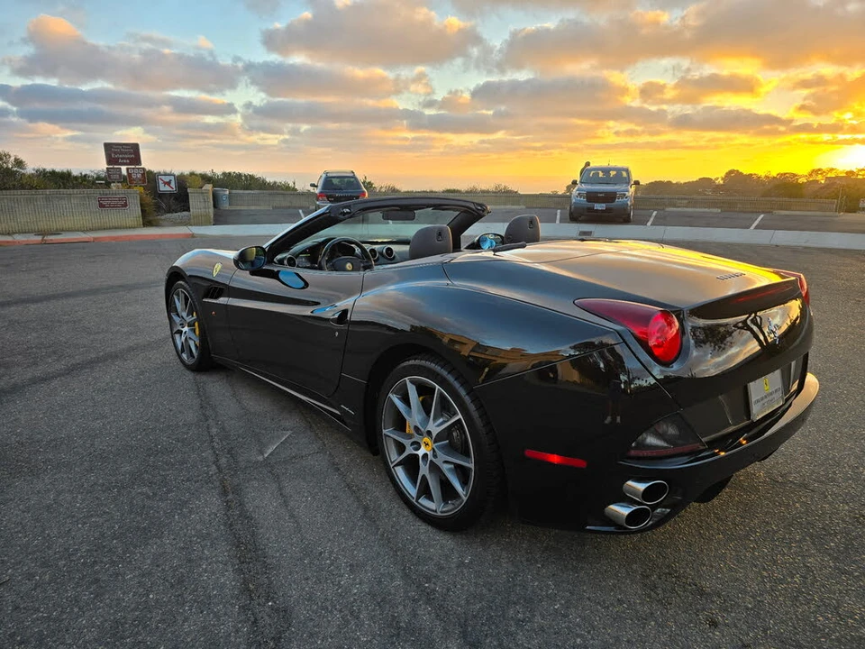 2010 Ferrari California - Image 26 of 31