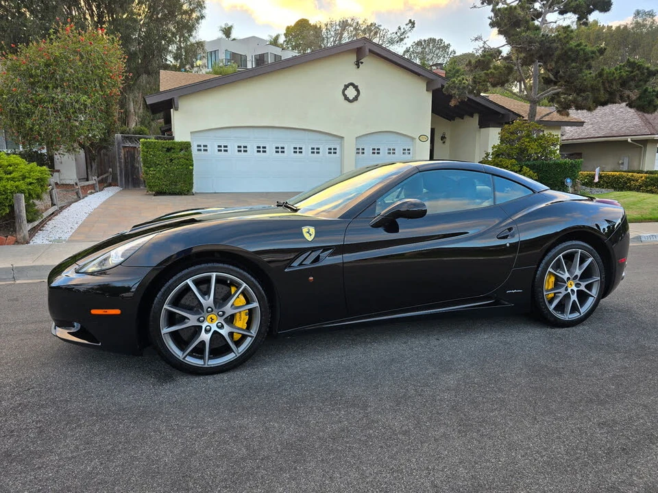 2010 Ferrari California - Image 22 of 31