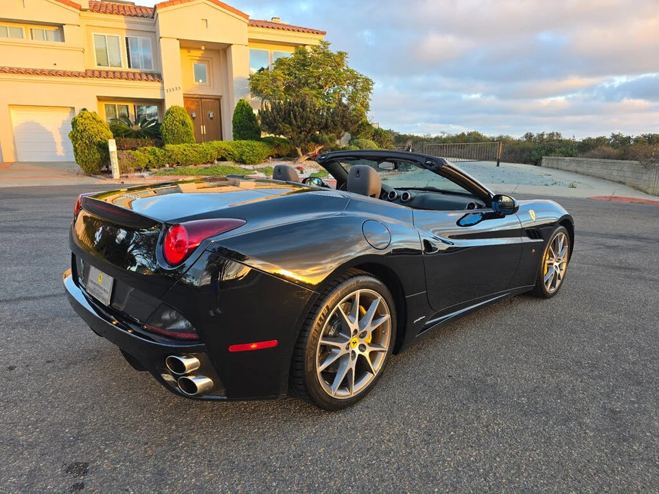 2010 Ferrari California - Image 24 of 31