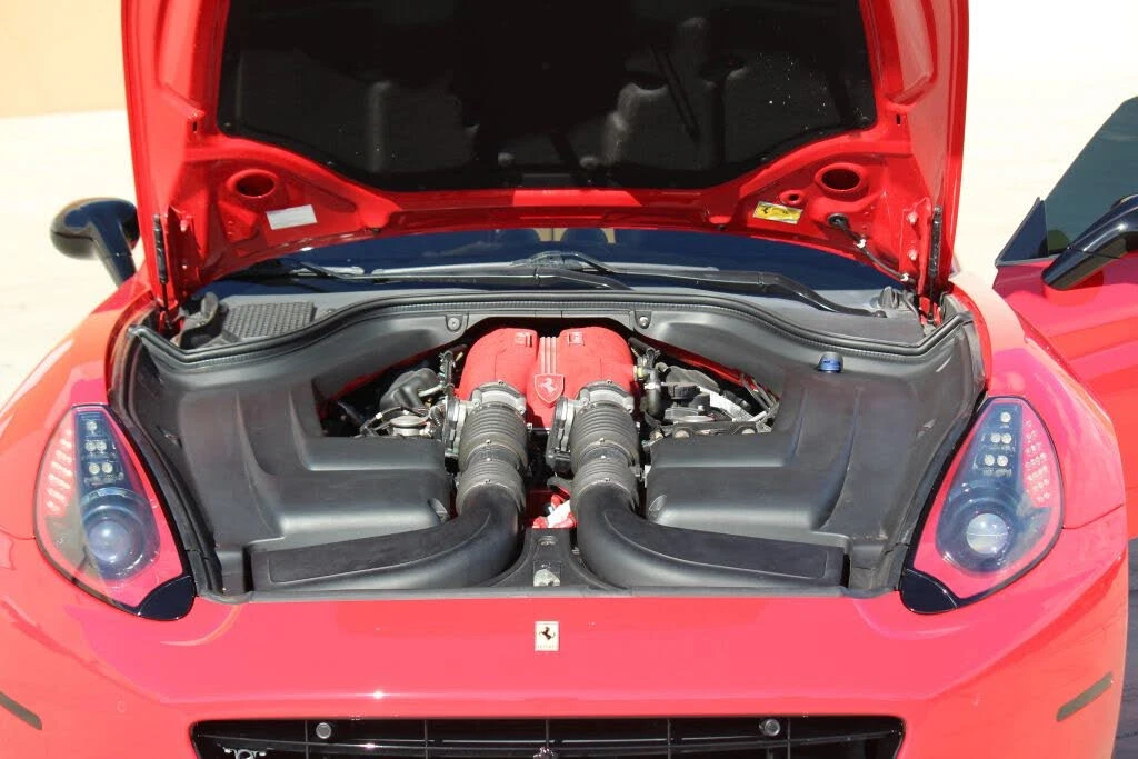 2010 Ferrari California - Image 13 of 31