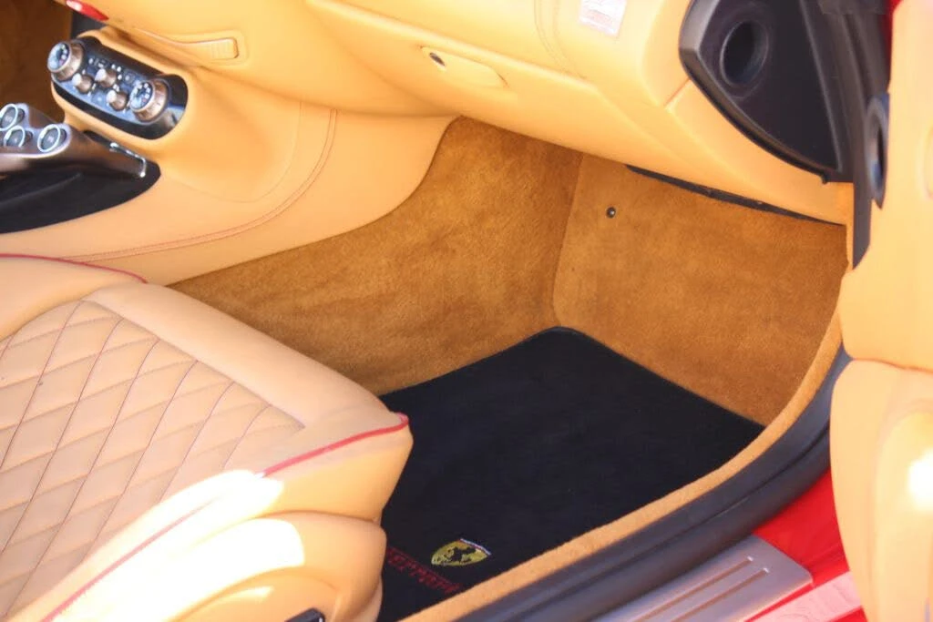 2010 Ferrari California - Image 26 of 31