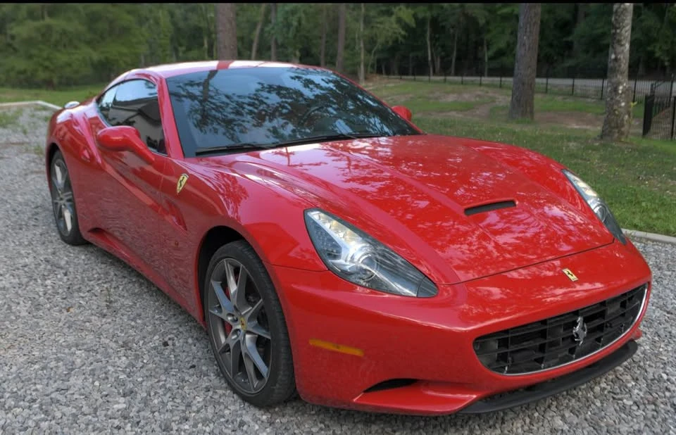 2010 Ferrari California - Image 5 of 8