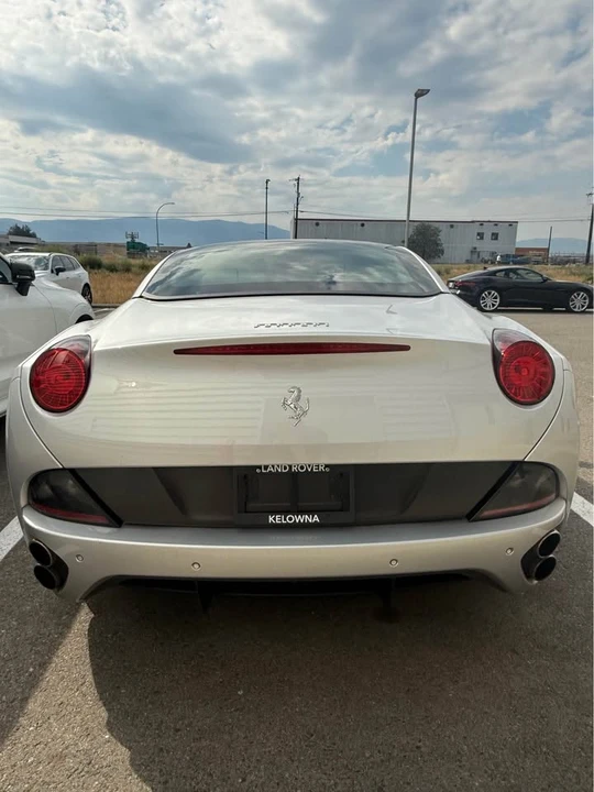 2010 Ferrari California - Image 7 of 20