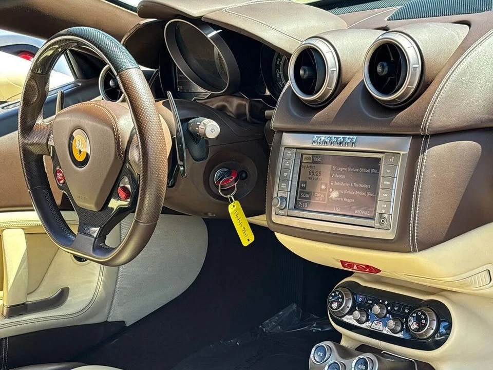 2010 Ferrari California - Image 13 of 20