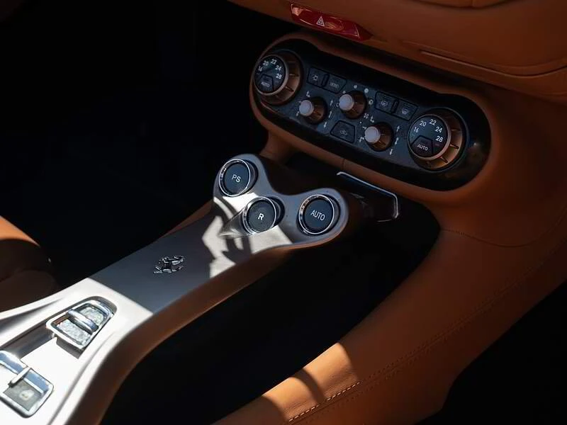 2010 Ferrari California - Image 15 of 19
